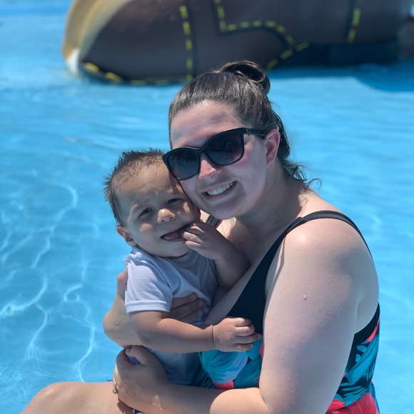 Meet your Posher, Brianna - Picture 1 of 1